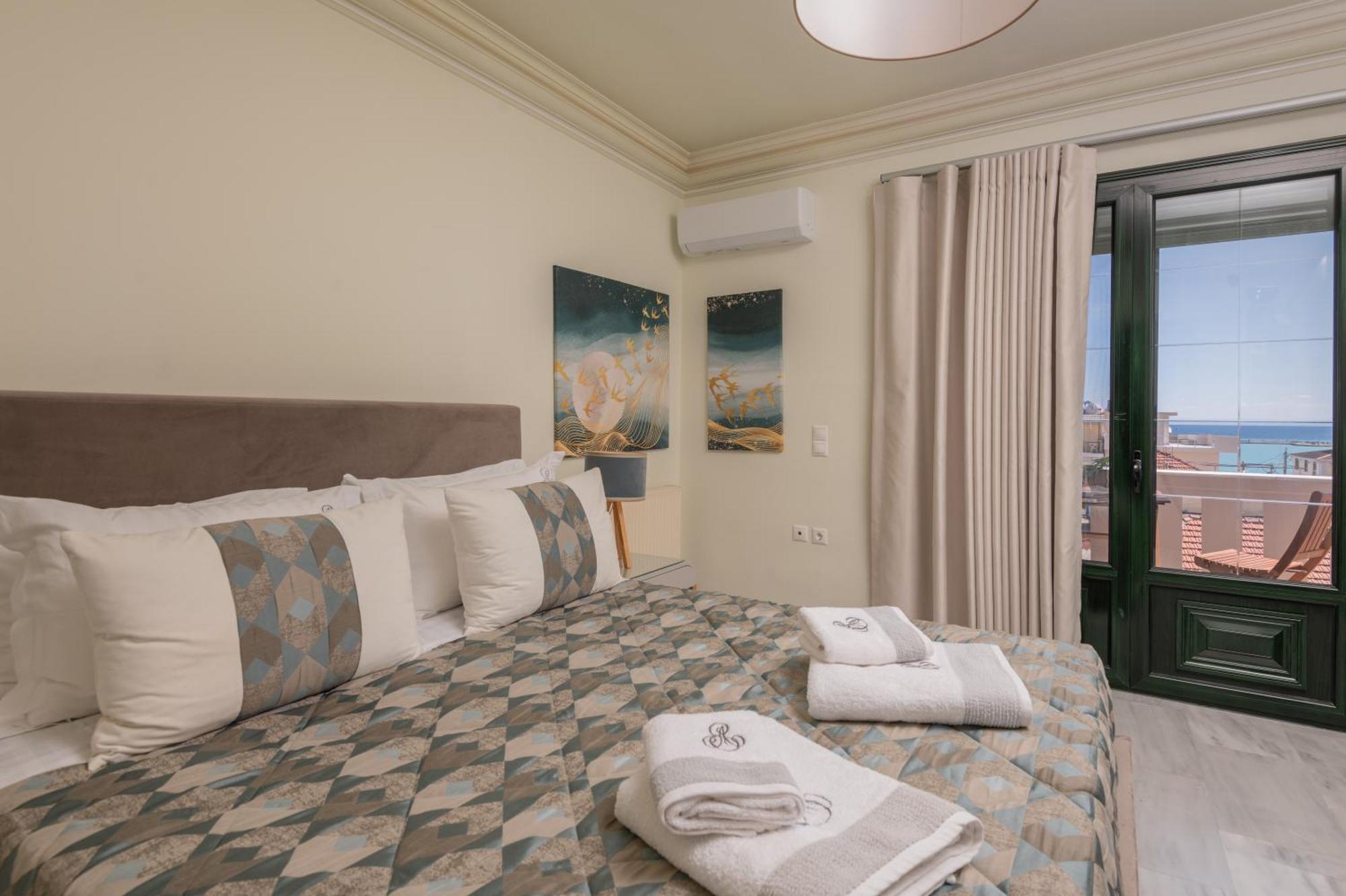 Exanimo Luxury Apartments Zakynthos Town Room photo