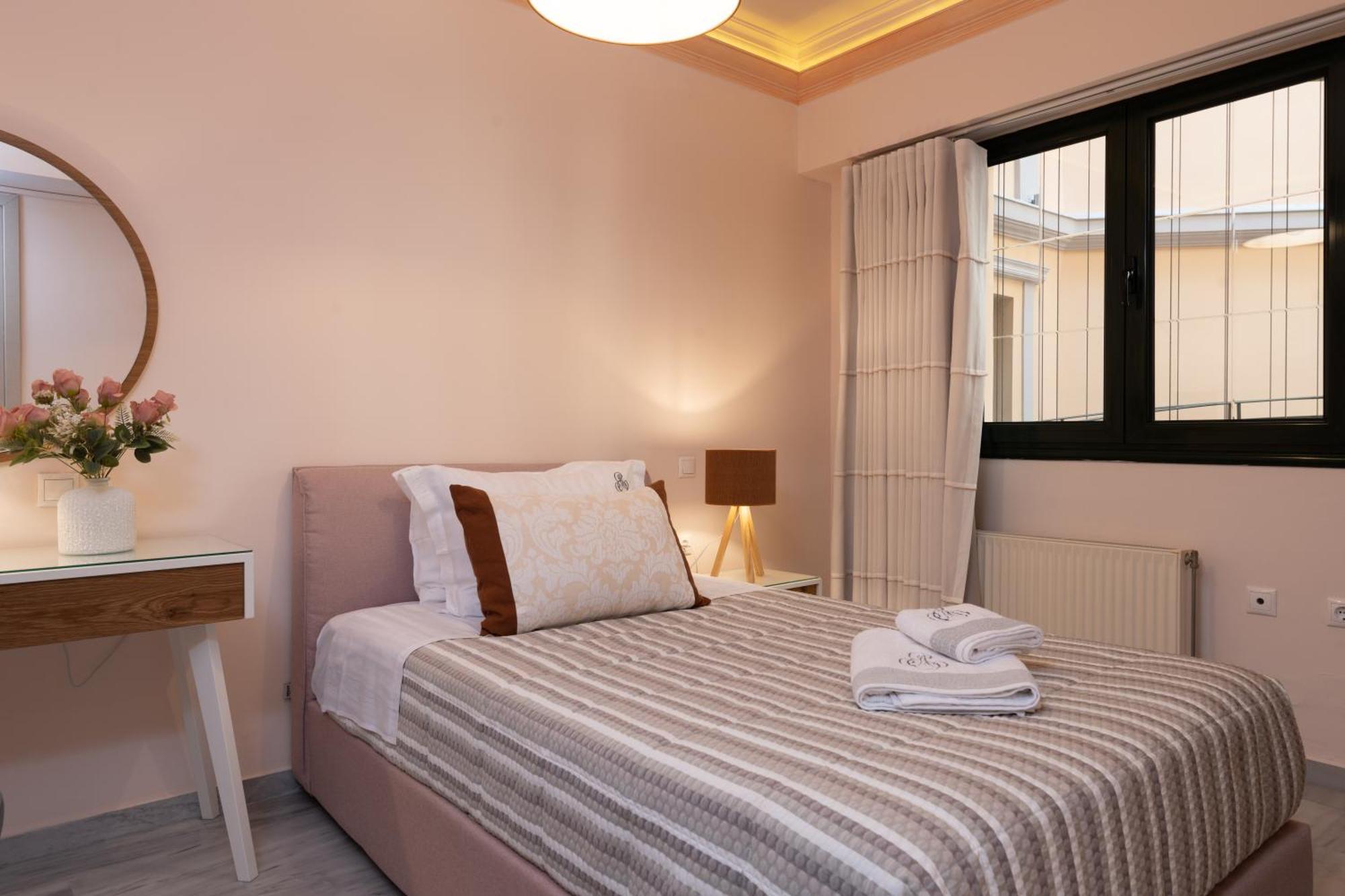 Exanimo Luxury Apartments Zakynthos Town Room photo